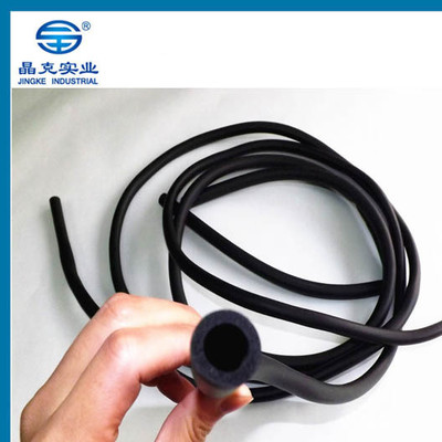 嘉定工廠保溫管 NBR橡塑發(fā)泡管 品質(zhì)優(yōu)良 服務(wù)好-中國(guó)制造